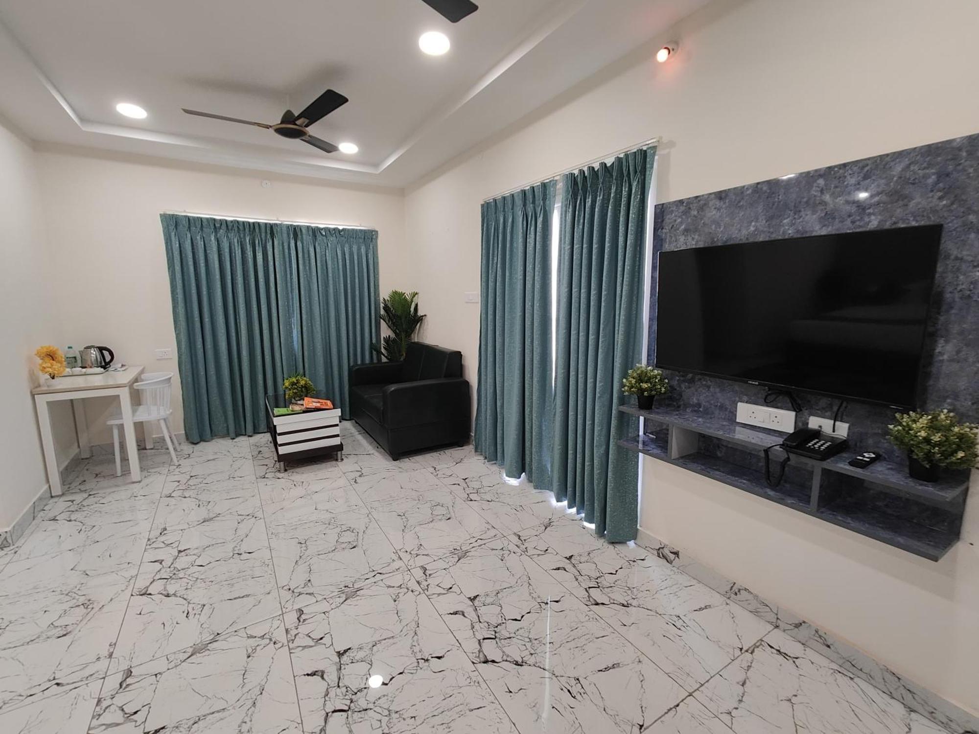 Hotel Aerotel,Hyderabad 샴샤바드 외부 사진