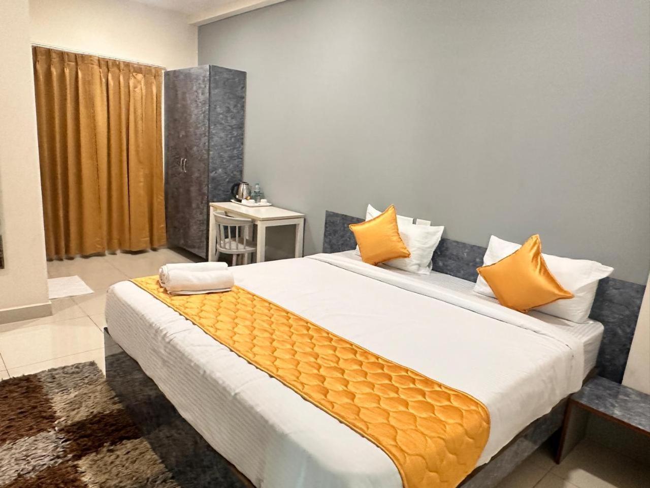 Hotel Aerotel,Hyderabad 샴샤바드 외부 사진