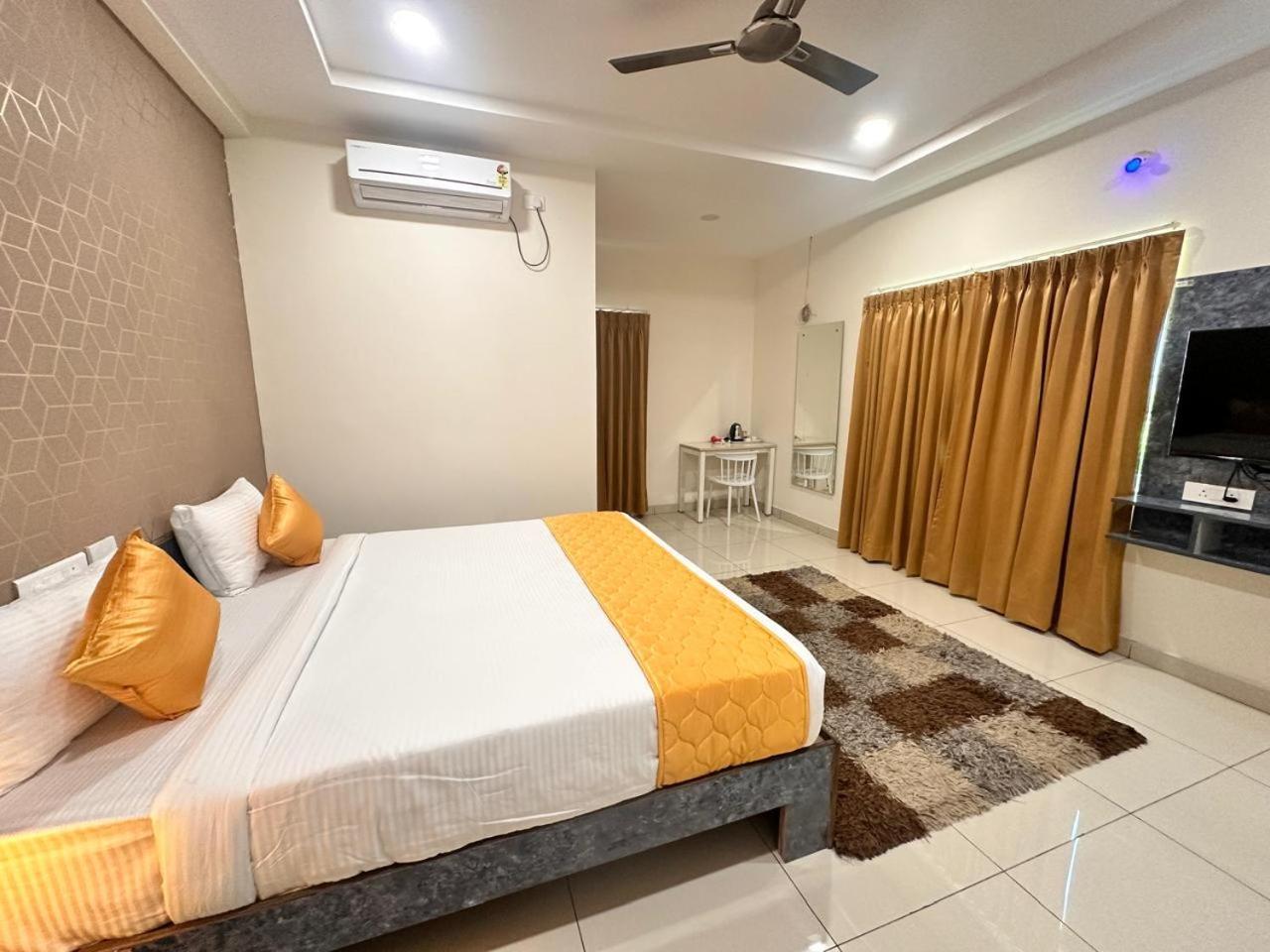 Hotel Aerotel,Hyderabad 샴샤바드 외부 사진